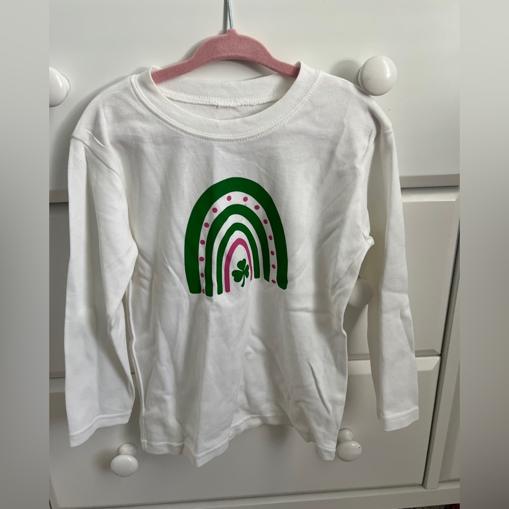 Sweet wink shamrock top